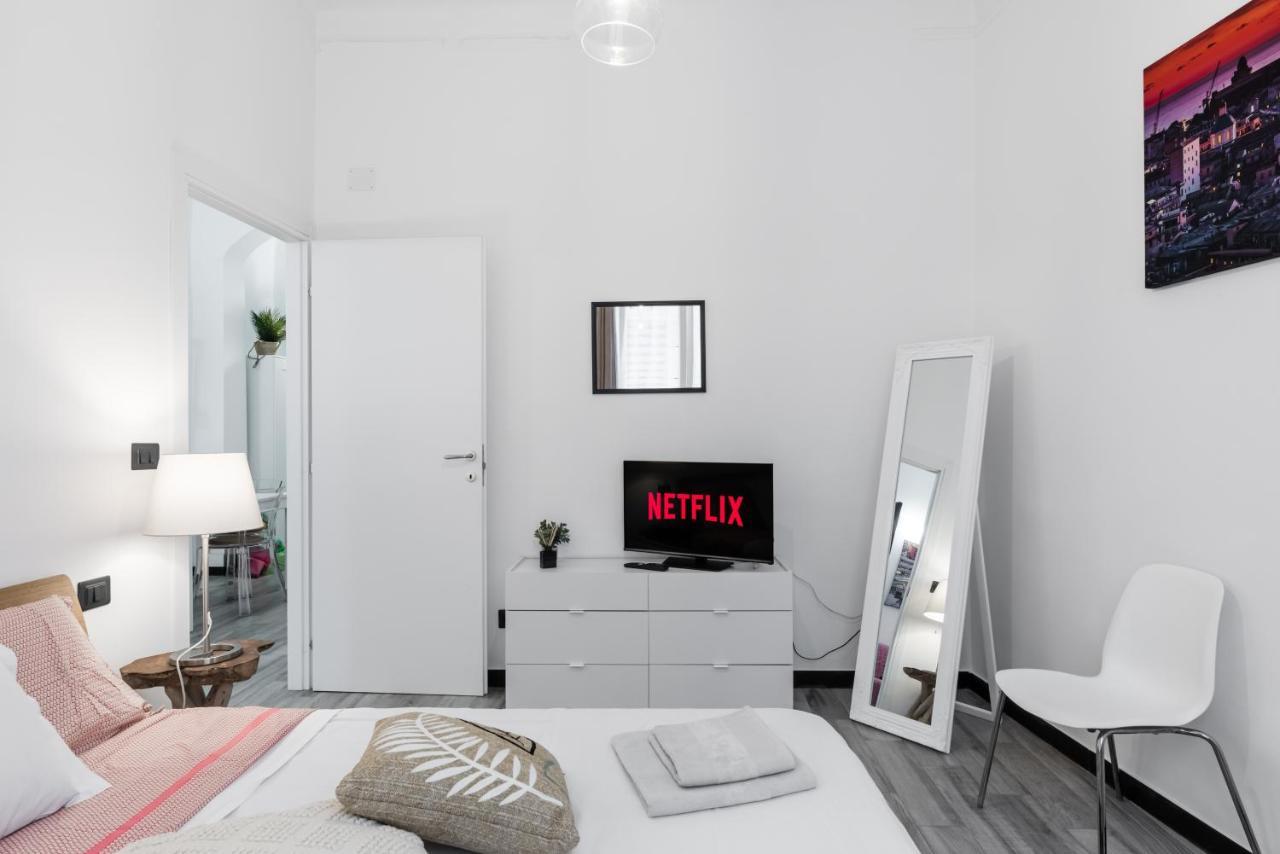 Acquario 5' Free Wifi & Netflix "Prione" By Tilo Apartment'S Gênes Extérieur photo